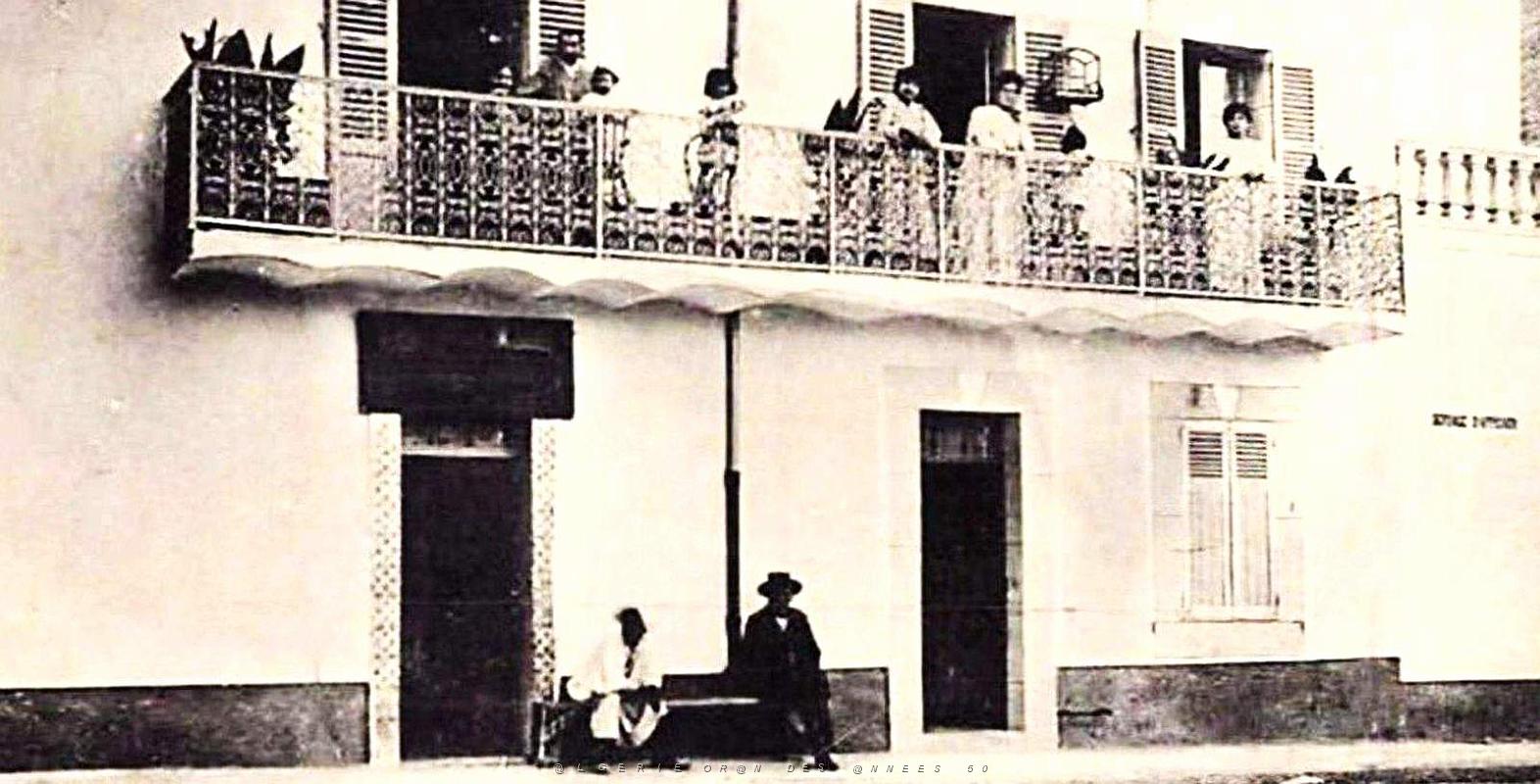 1465- Oued-Zenatti - Maison2 Fleuri.jpg